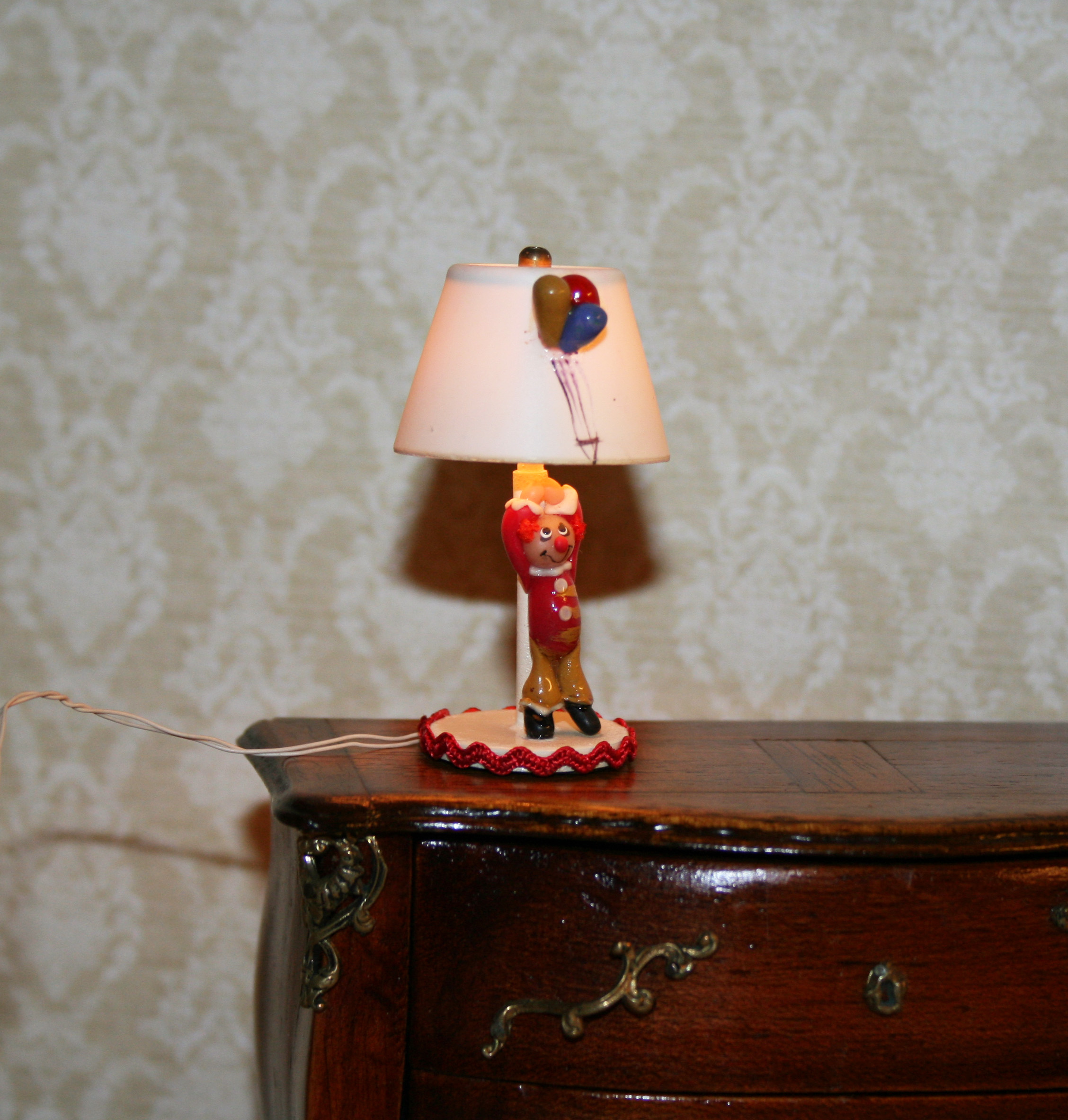 Unbekannt Clown-Lampe in Rot /weiß, Höhe ca. 34cm, Tischlampe-Clown (LED)